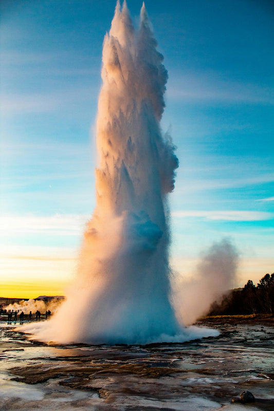 Yellowstone National Park: A Geothermal Wonderland